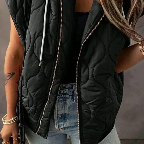 Black Boho Women's Quilted Cozy Warm Free Style Drawstring Hooded Puffer Vest - Picture 2 of 4